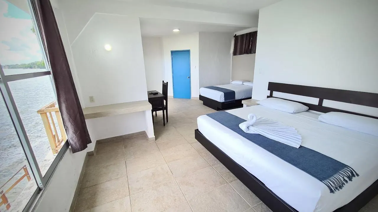 Hotel Vista Laguna Bacalar Meksika