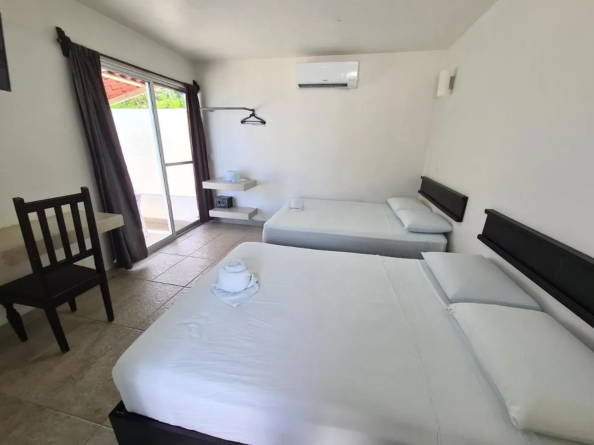 Hotel Vista Laguna Bacalar 0*,